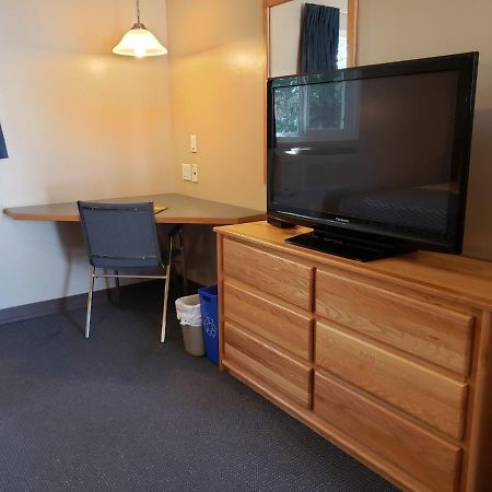 Lamplighter Inn Three Hills Extérieur photo